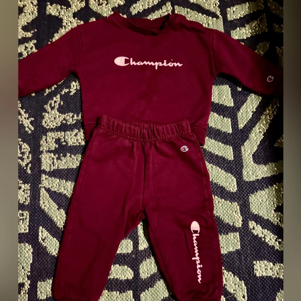 Teeniest Champion Sweats Set in Plum